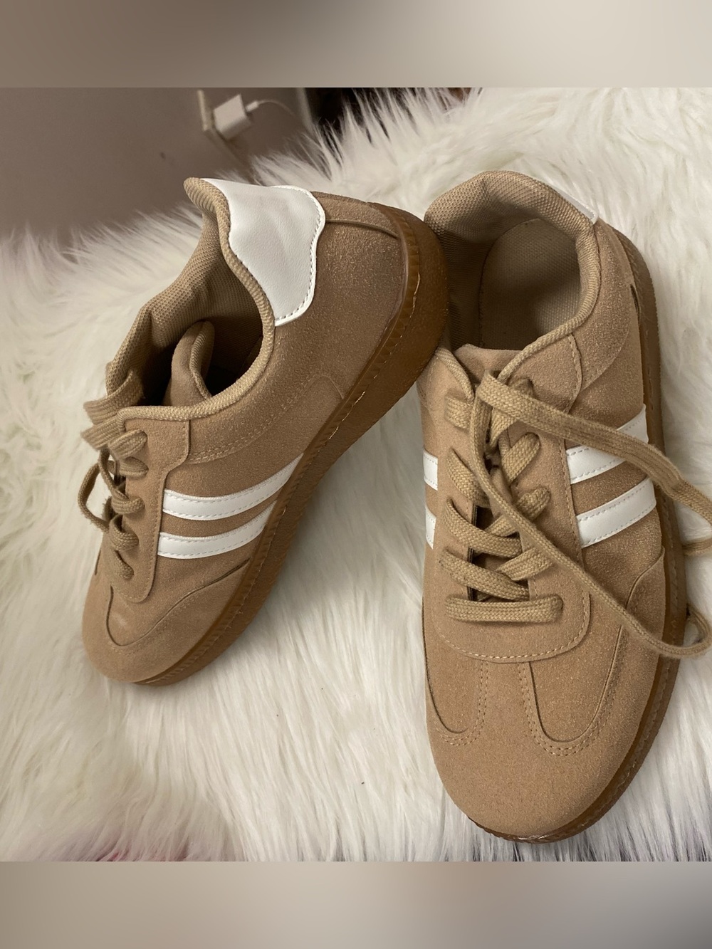 Women's Brown & White Sneakers Size -10